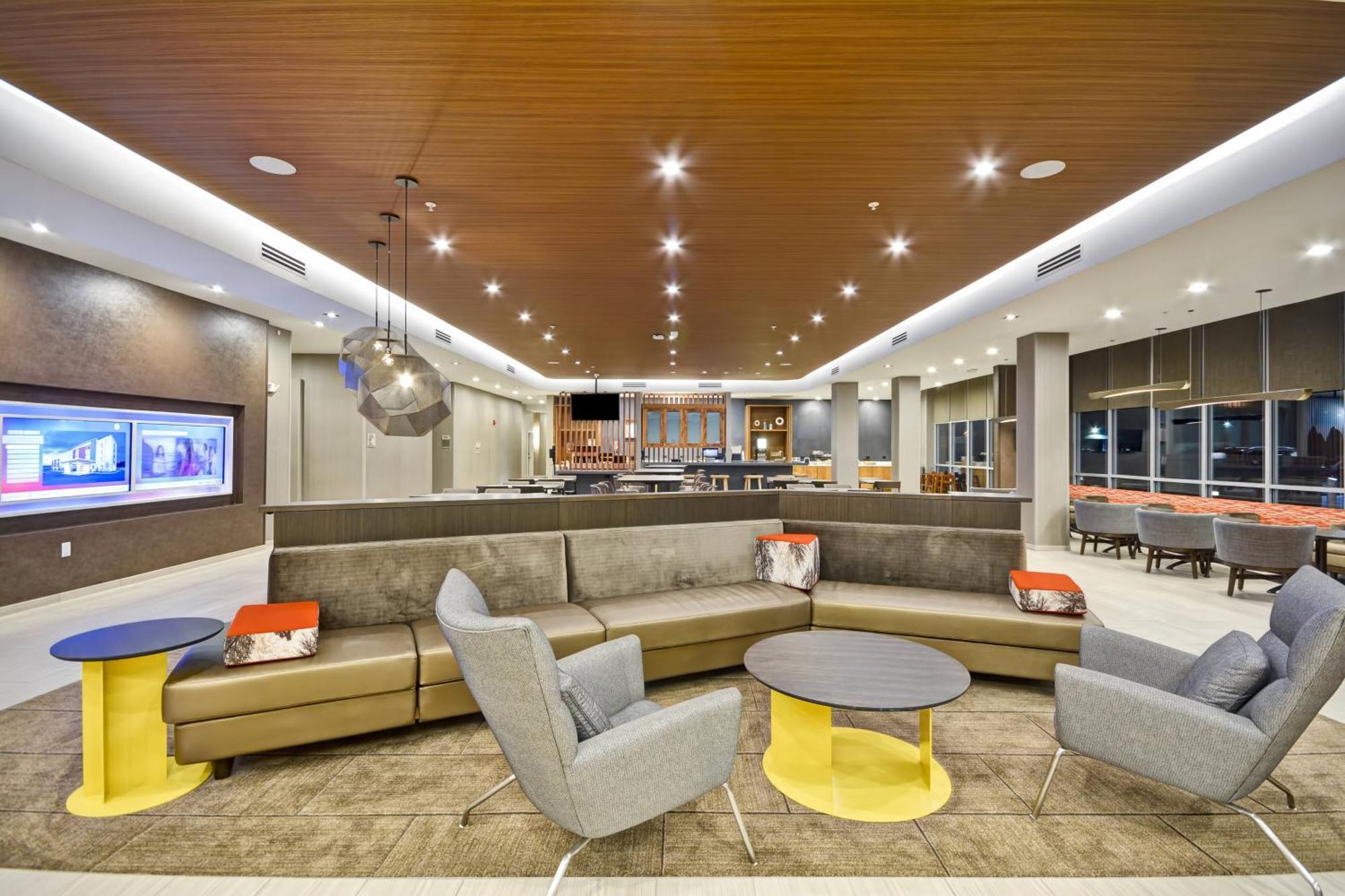 Springhill Suites By Marriott Cincinnati Блу-Аш Екстер'єр фото